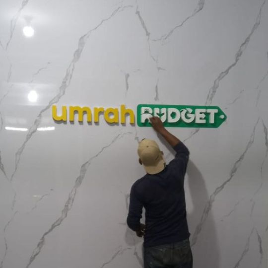 pengerjaan neon box huruf timbul (2)